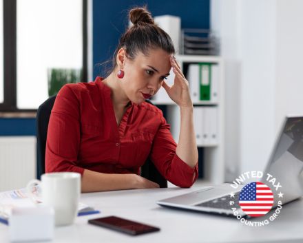 Mujer se Pregunta Qu Pasa si Declaro mis Impuestos Despus de la Fecha Lmite?